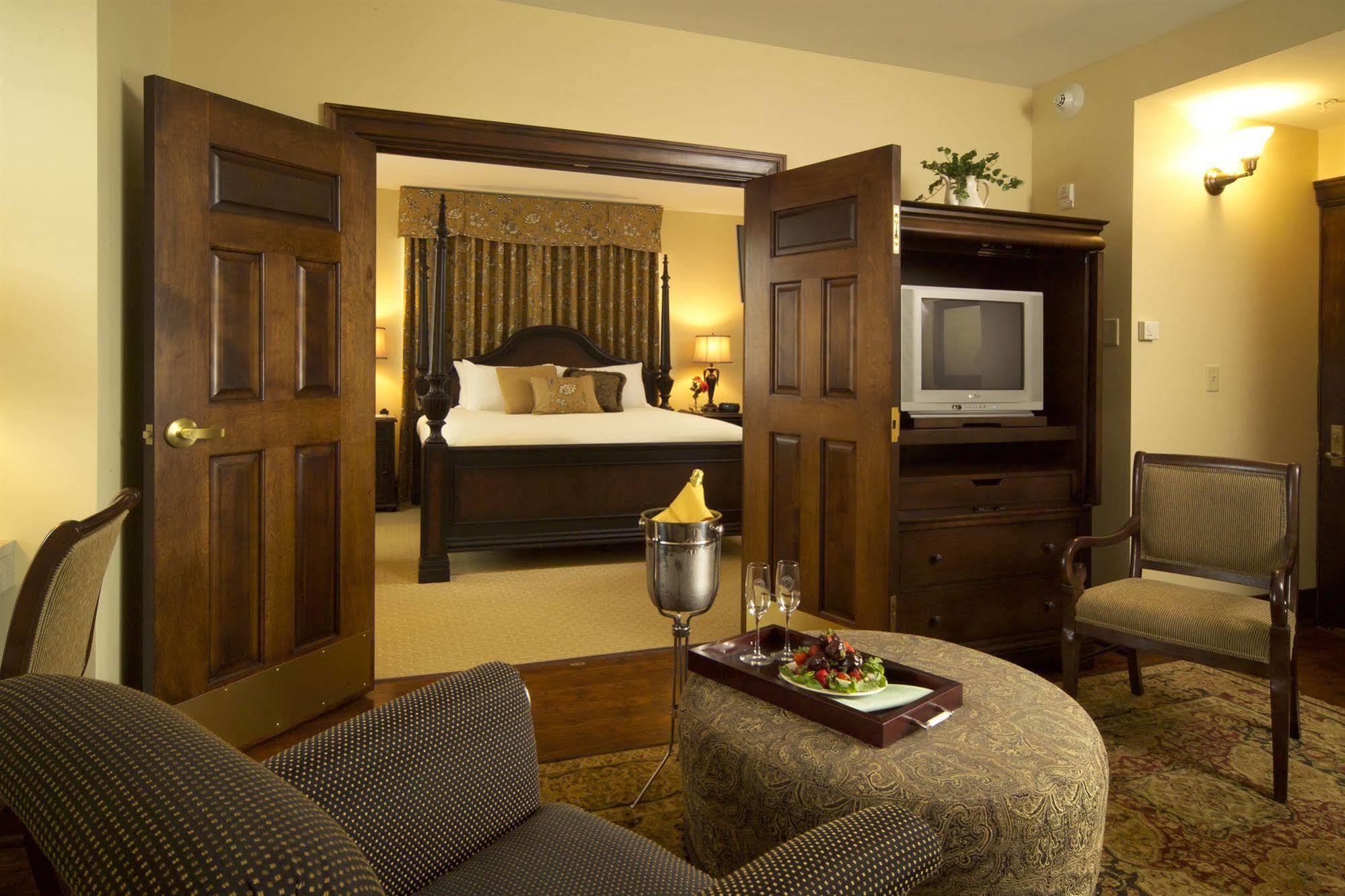 General Francis Marion Hotel Quarto foto